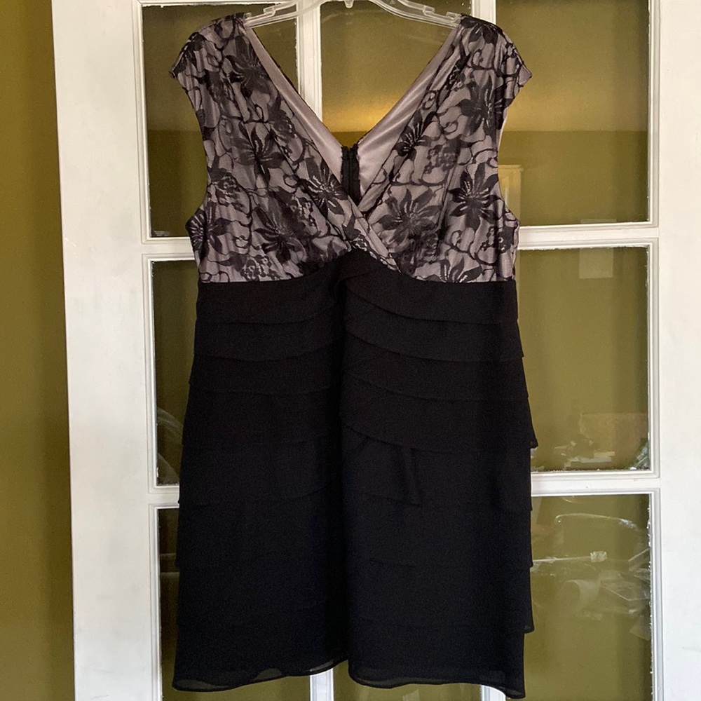 Collection Dressbarn Lace Overlay Surplice Top Tiered Dress Women's Size 14W